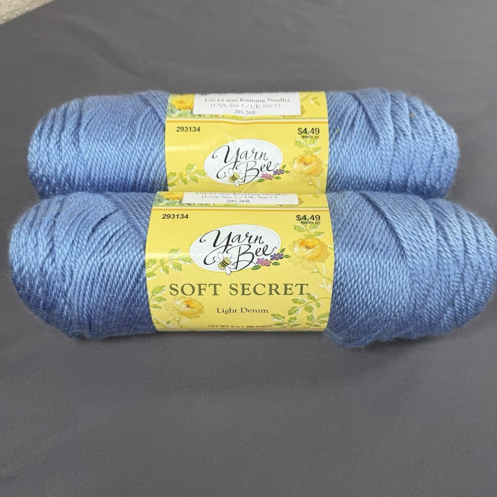 2 Skeins Yarn Bee Soft Secret Light Denim/92 300 yards Lot‎ 2027